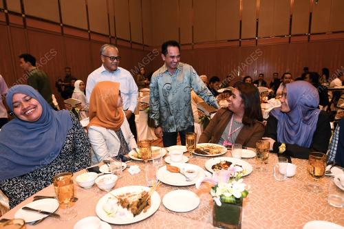 KL49_04062018_PETRONAS