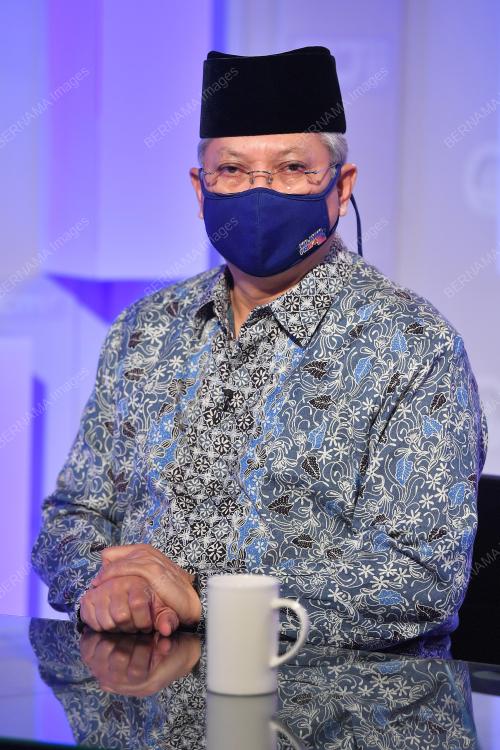 TAN SRI ANNUAR MUSA