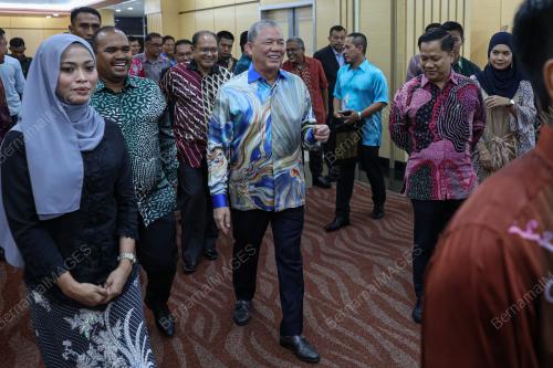 DATUK SERI FADILLAH YUSOF
