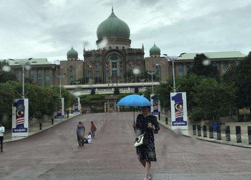 KL49_05112017_HUJAN