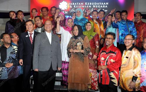KL49_06062013_JKKN