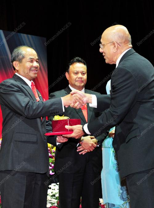 KL49_07032012_KHIDMAT_BAKTI