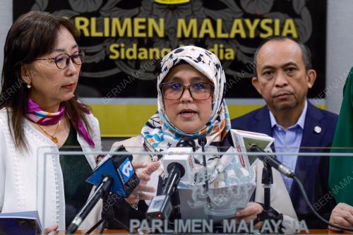 DATUK MAS ERMIEYATI SAMSUDIN