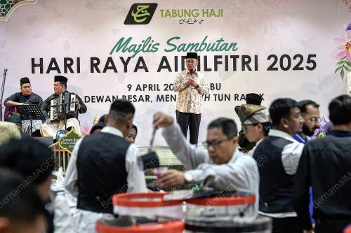 DATUK DR MOHD NA'IM MOKHTAR