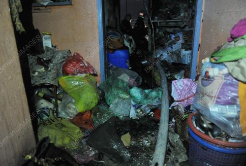 KL49_09092016_TERBAKAR