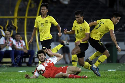 KL49_09112019_BOLA_BN201911056584