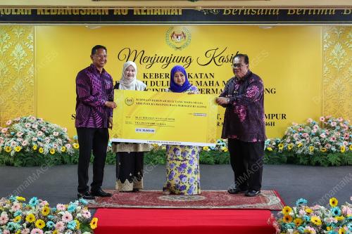 RAJA ZARITH SOFIAH