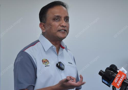 DATUK SERI REEZAL MERICAN NAINA MERICAN