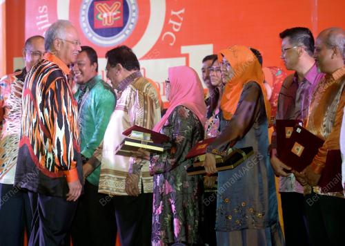 KL49_12022015_ULANGTAHUN_YPC