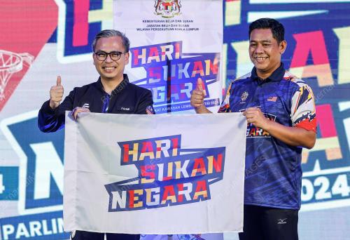 FAHMI FADZIL