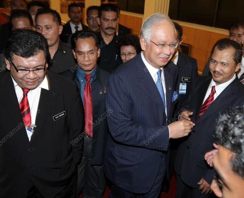 MOHD NAJIB TUN ABDUL RAZAK