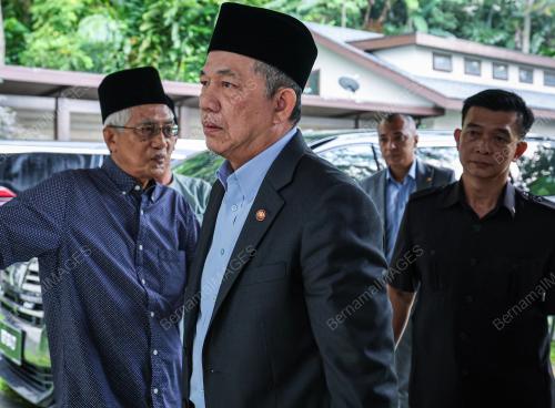 DATUK SERI FADILLAH YUSOF