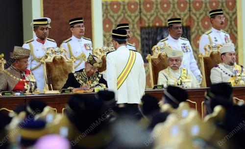 AGONG KE 14