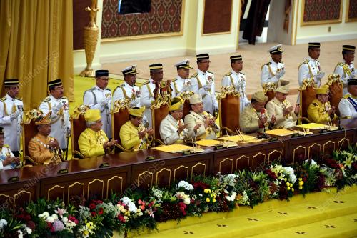 KL49_13122016_AGONG