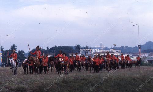 HARI KEPUTERAAN AGONG