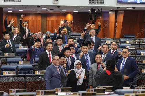 PARLIMEN-15