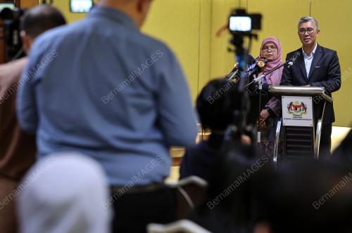 TENGKU DATUK SERI ZAFRUL ABDUL AZIZ