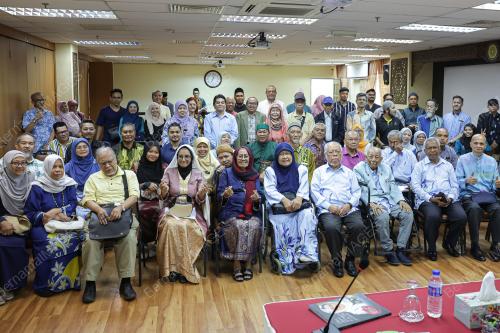 DATUK ROSNANI JAMIL