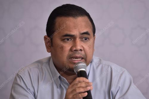 AHMAD SHUKRI YUSOFF