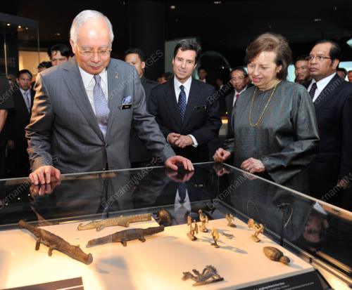 DATUK SERI MOHD NAJIB TUN ABDUL RAZAK