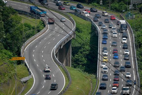 TINJAUAN ALIRAN TRAFIK KARAK