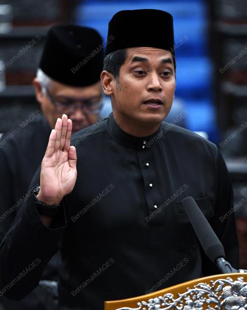 KL49_16072018_PARLIMEN_BN201807153195