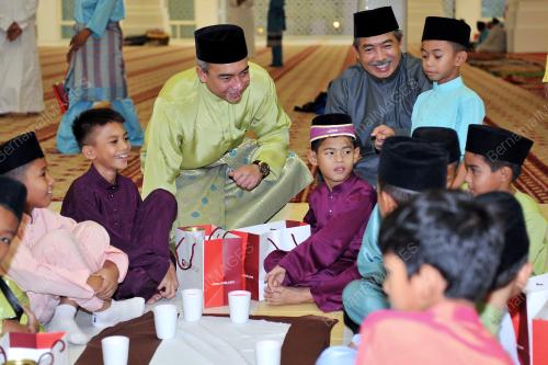 KL49_16082012_CIMB2
