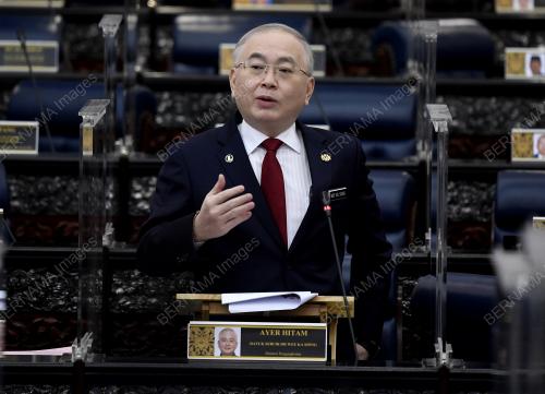 DATUK SERI DR WEE KA SIONG