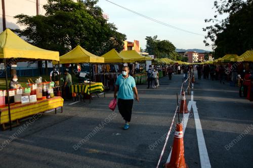 PASAR MALAM PERINTAH KAWALAN PERGERAKAN BERSYARAT