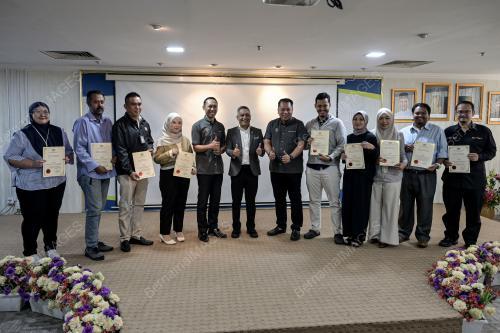 MOHD SABRI SEMAN