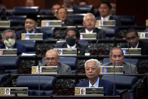 DATUK SERI ISMAIL SABRI YAAKOB