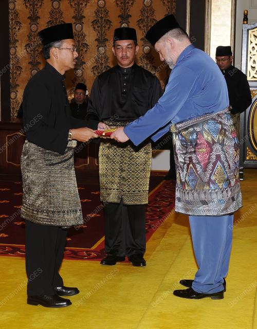 KL49_21022017_WATIKAH