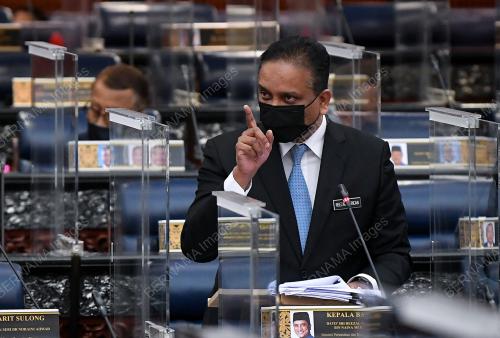 DATUK SERI REEZAL MERICAN NAINA MERICAN