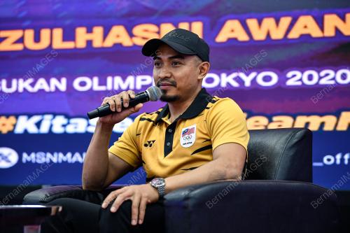 DATUK MOHD AZIZULHASNI AWANG