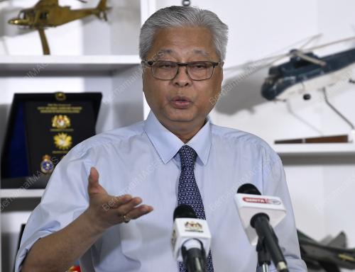 DATUK SERI ISMAIL SABRI YAAKOB