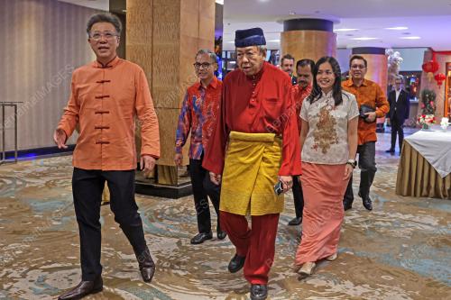 SULTAN SHARAFUDDIN IDRIS SHAH