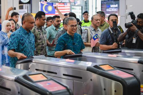 DATUK FAHMI FADZIL