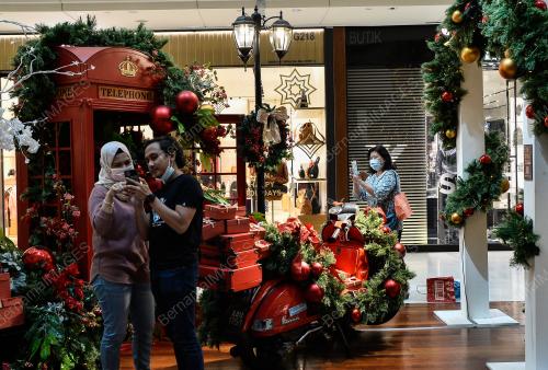 TINJAUAN PERSIAPAN HARI KRISMAS