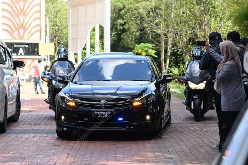 TUN DR MAHATHIR MOHAMAD