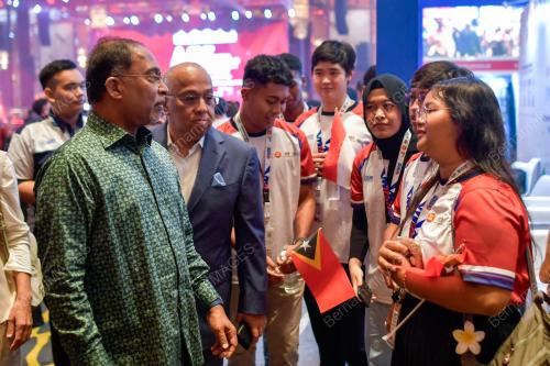 DATUK SERI DR ZAMBRY ABDUL KADIR
