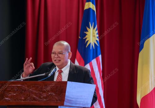 TAN SRI JOHARI ABDUL