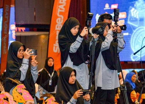 PESERTA FESTIVAL TV PSS