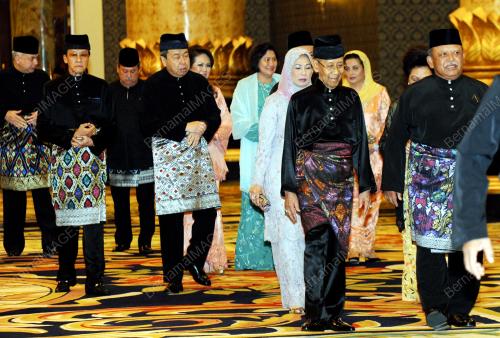 KL49_26062013_AGONG_CERIA