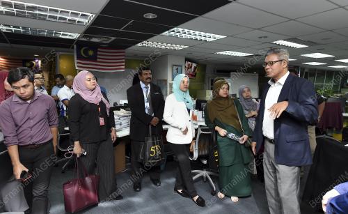 KL49_27022018_LAWATAN_BN201802260109