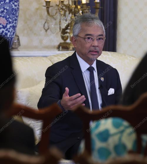 AL-SULTAN ABDULLAH RI'AYATUDDIN AL-MUSTAFA BILLAH SHAH