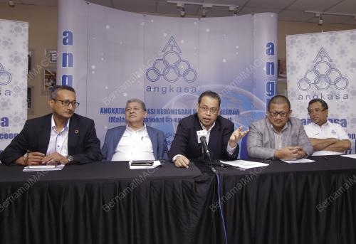 DATUK ABDUL FATTAH ABDULLAH