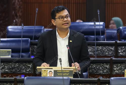 AKMAL NASRULLAH MOHD NASIR