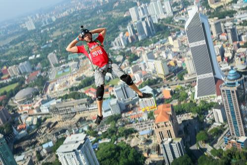 KL49_30092016_BASE_JUMP
