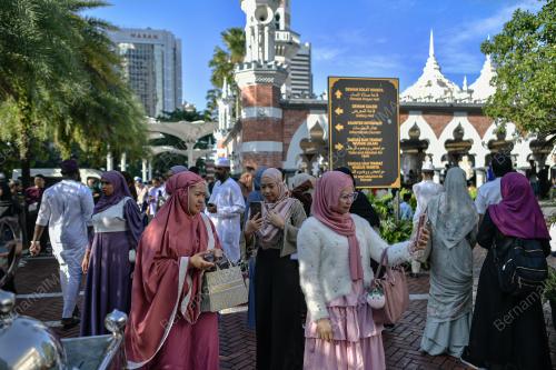 SOLAT SUNAT AIDILFITRI