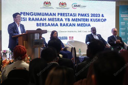 DATUK EWON BENEDICK
